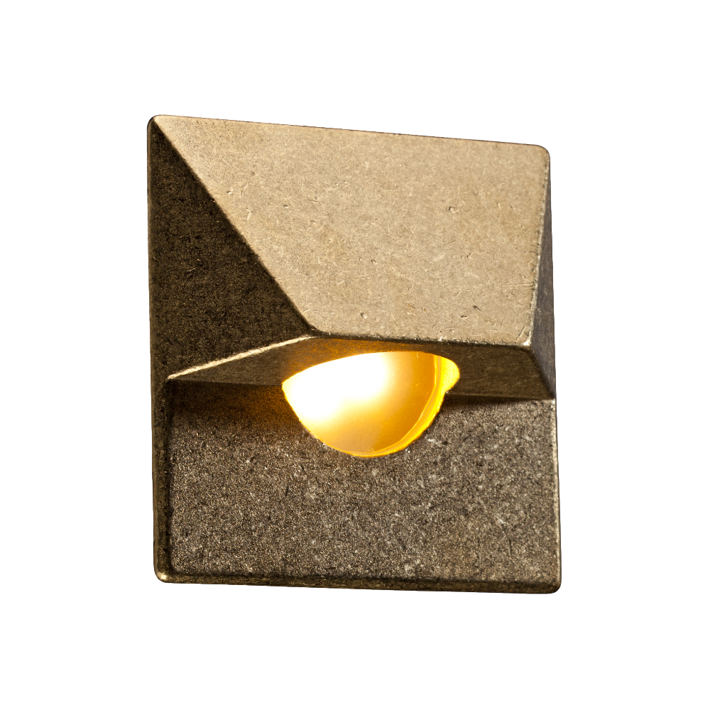 FX MO ZD 3-LED Square Wall Light Natural Brass