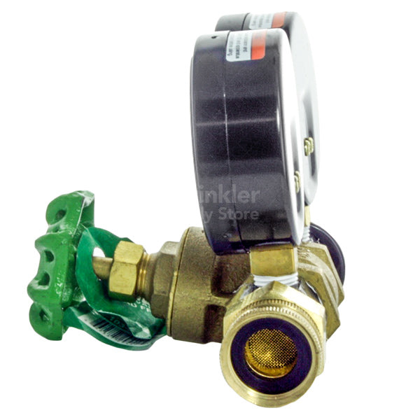 Lifestyle image of Toro 995-01 gauge in use on a sprinkler line; sealed face, rugged housing, and easy-to-read dial for technicians and installers.