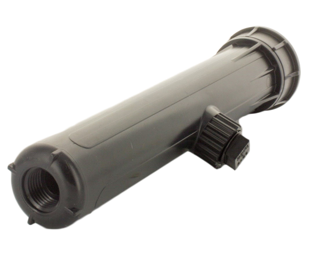 Installed view of I-PRO600-SI pop-up spray head in turf showing the exposed 2 1/4-inch diameter and pop-up cap.