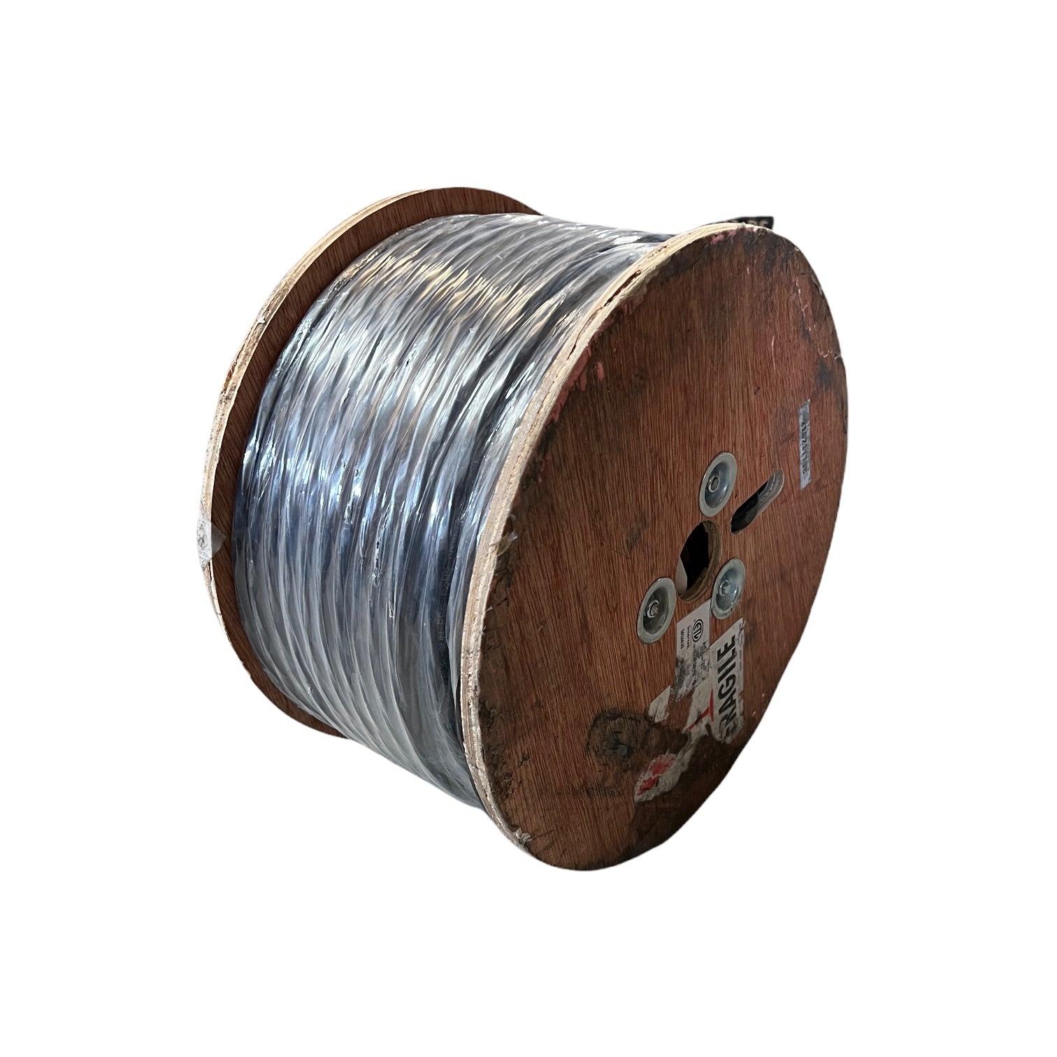 Close-up of 18/4X500 cable cross-section and jacket texture, highlighting insulated conductors and durable outer jacket suitable for outdoor use.