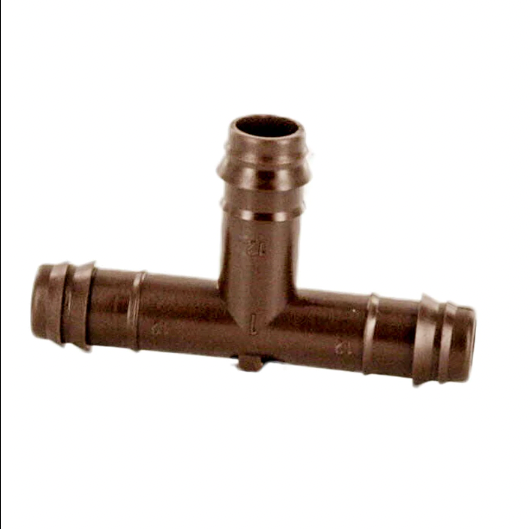 Image showing T12075MA 12mm to 3/4" male adapter next to 12mm tubing to demonstrate hose connection compatibility.